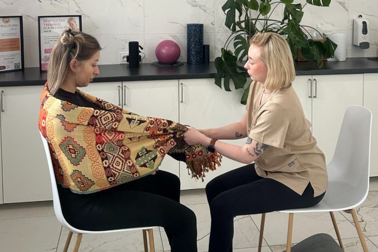 Masaż Rebozo – delikatne wsparcie i ukojenie dla kobiet w ciąży