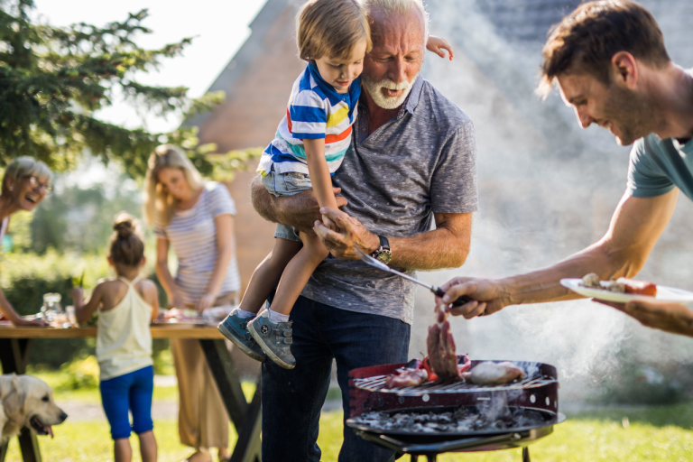 Co jeść na grillu? 5 zasad zdrowego grillowania